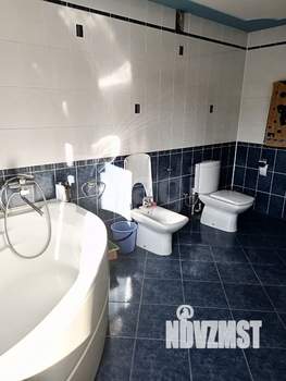 Дом 300м², 3-этажный, на длительный срок,