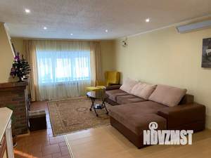 Дом 300м², 3-этажный, посуточно,