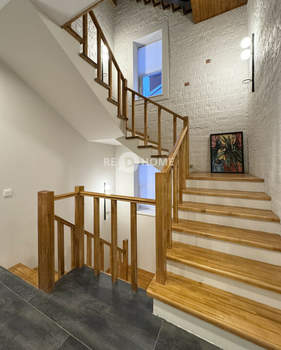 Дом 360м², 2-этажный, на длительный срок,