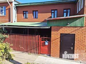 Дом 198м², 2-этажный, участок 2 сот.