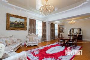 Коттедж 556м², 2-этажный, участок 6 сот.