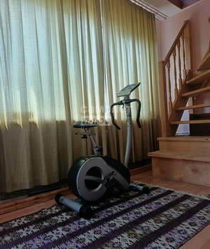 Дом 180м², 3-этажный, участок 6 сот.