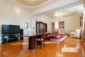 Коттедж 556м², 2-этажный, участок 6 сот.