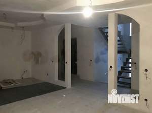 Коттедж 282м², 3-этажный, участок 6 сот.