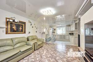 Дом 128м², 2-этажный, участок 6 сот.