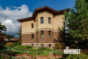 Коттедж 346м², 3-этажный, участок 14 сот.