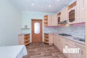 Коттедж 376м², 2-этажный, участок 6 сот.