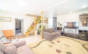 Дом 142м², 3-этажный, участок 13 сот.