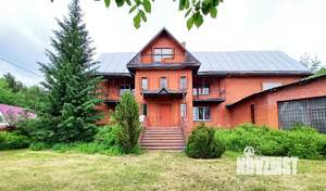 Дом 714м², 3-этажный, участок 23 сот.