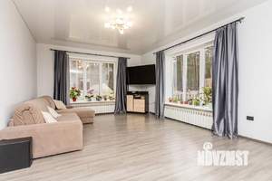 Дом 121м², 2-этажный, участок 8 сот.