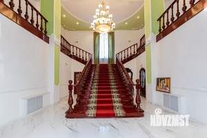 Коттедж 556м², 2-этажный, участок 6 сот.