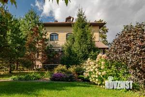 Коттедж 346м², 3-этажный, участок 14 сот.