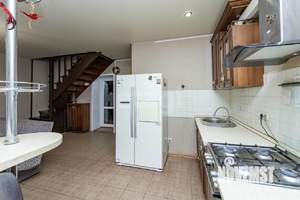 Таунхаус 111м², 3-этажный, участок 16 сот.