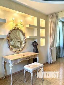 Коттедж 293м², 3-этажный, участок 6 сот.