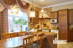 Коттедж 561м², 2-этажный, участок 12 сот.