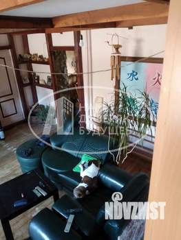 Дом 219м², 3-этажный, участок 11 сот.