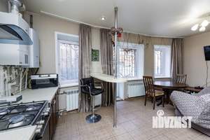 Таунхаус 111м², 3-этажный, участок 16 сот.