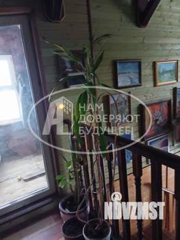 Дом 219м², 3-этажный, участок 11 сот.