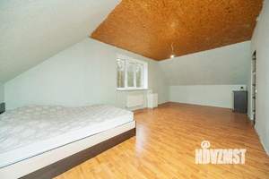 Дом 121м², 2-этажный, участок 8 сот.