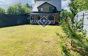 Дом 200м², 2-этажный, участок 6 сот.