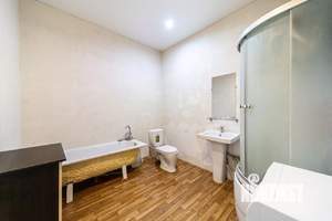 Дом 121м², 2-этажный, участок 8 сот.