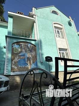 Коттедж 293м², 3-этажный, участок 6 сот.