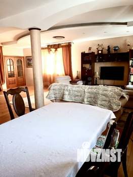 Дом 300м², 3-этажный, на длительный срок, 