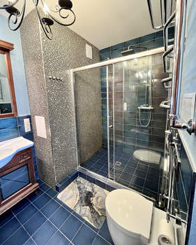 Дом 200м², 2-этажный, на длительный срок, 