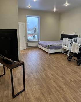 Дом 250м&sup2;, 3-этажный, на длительный срок, 