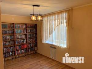 Дом 300м&sup2;, 3-этажный, посуточно, 