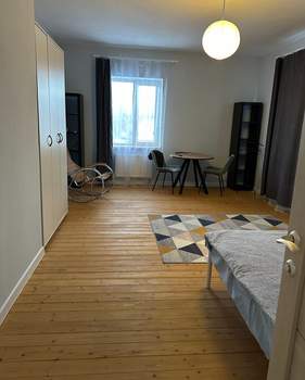 Дом 250м&sup2;, 3-этажный, на длительный срок, 