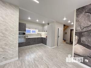 Дом 150м², 2-этажный, на длительный срок, 