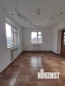 Коттедж 301м², 2-этажный, участок 12 сот.  