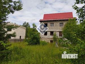 Дом 360м², 3-этажный, участок 13 сот.  