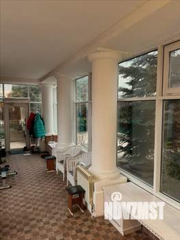 Коттедж 444м², 4-этажный, участок 6 сот.  