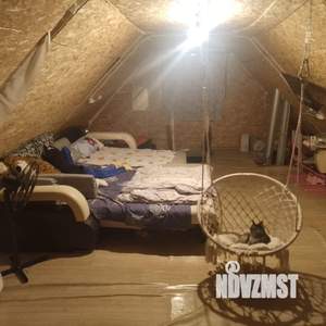 Дом 100м², 2-этажный, участок 6 сот.  