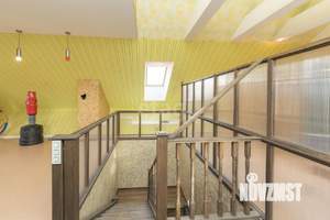 Дом 500м², 3-этажный, участок 12 сот.  