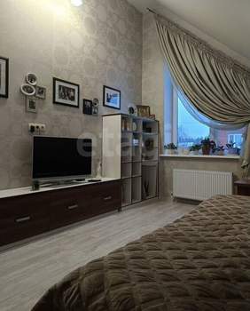 Дом 228м², 3-этажный, участок 6 сот.  