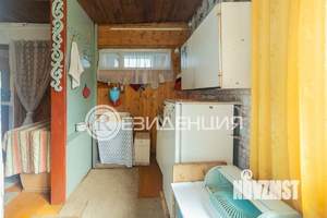 Дом 25м², 2-этажный, участок 6 сот.  