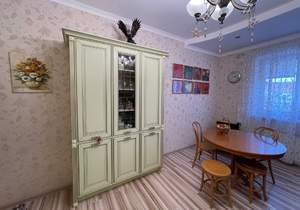 Дом 353м², 3-этажный, участок 12 сот.  
