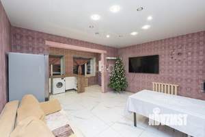 Дом 263м², 2-этажный, участок 12 сот.  