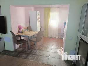 Коттедж 200м², 3-этажный, участок 6 сот.  