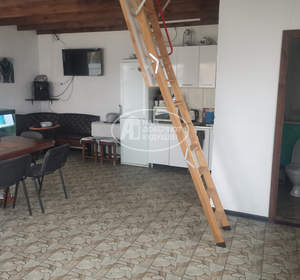 Дом 150м², 2-этажный, участок 6 сот.  