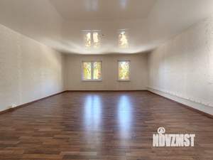 Коттедж 250м², 2-этажный, участок 8 сот.  