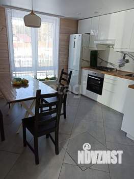 Дом 170м², 3-этажный, участок 14 сот.  