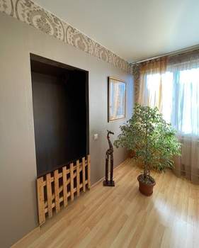 Дом 353м², 3-этажный, участок 12 сот.  