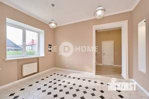 Дом 309м², 2-этажный, участок 10 сот.  