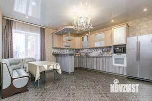Дом 312м², 2-этажный, участок 7 сот.  