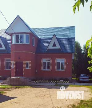 Коттедж 350м², 2-этажный, участок 18 сот.  