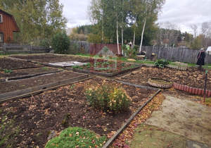 Дом 30м², 2-этажный, участок 5 сот.  